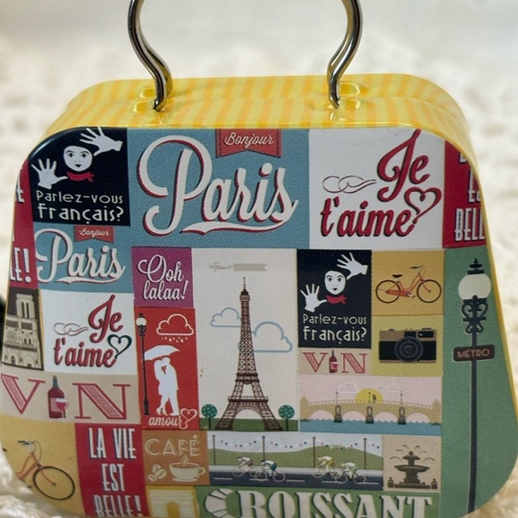 Yellow and Red Parisian Accent Decor - Picture 2 of 9